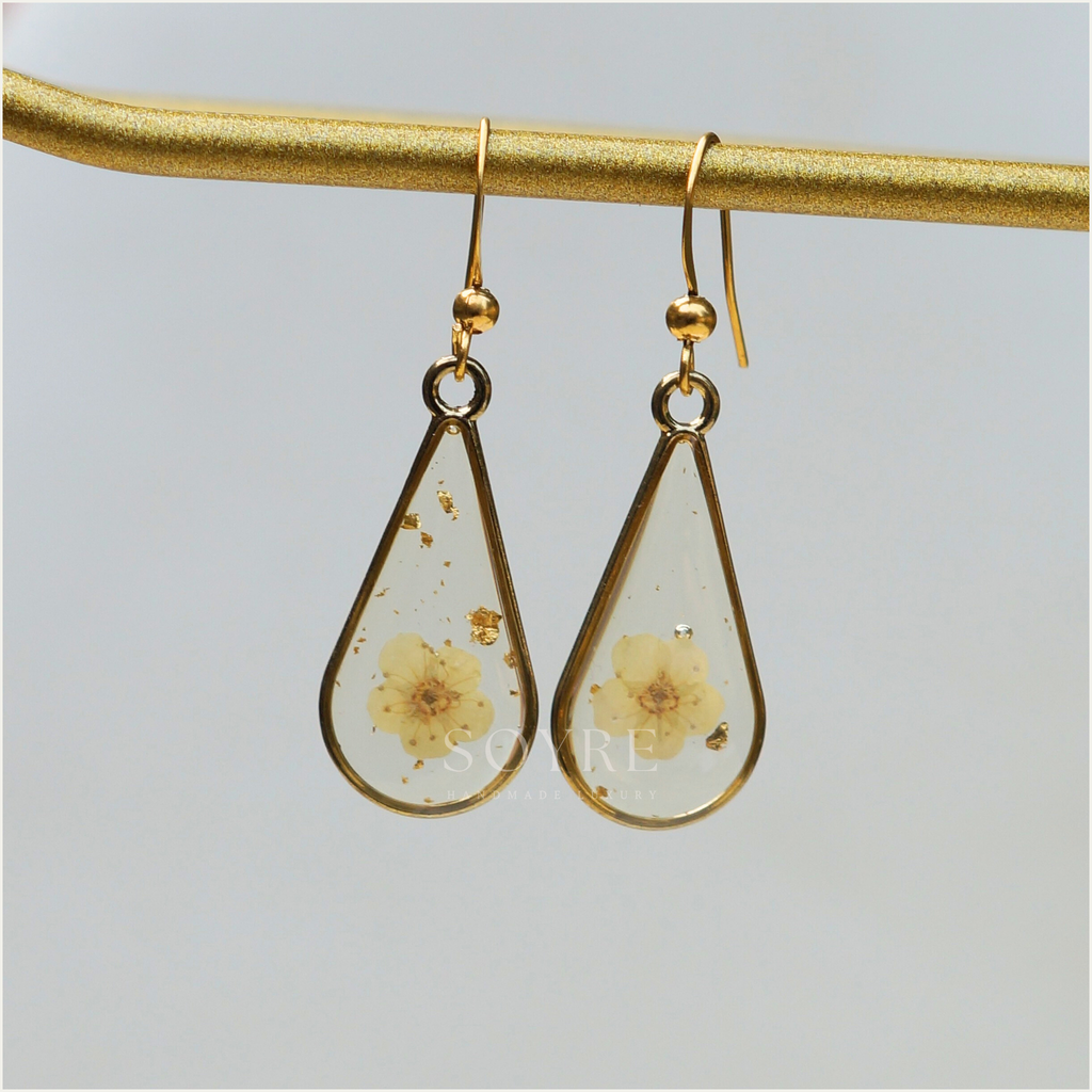 Floral Dream Earrings - White