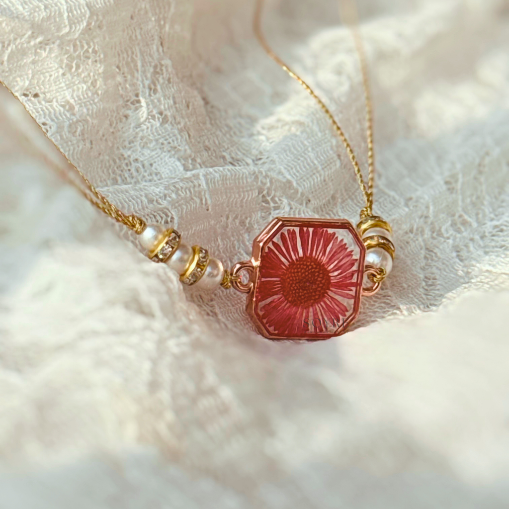 Scarlet Bloom Rakhi | Real Pressed Flower