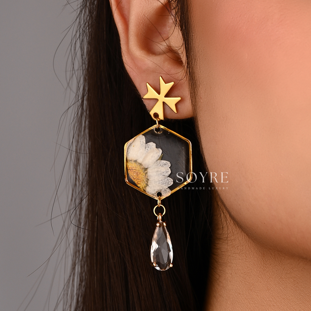 Snow White Earrings