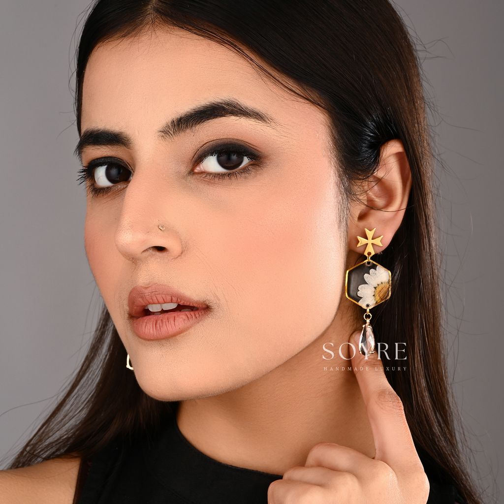Snow White Earrings