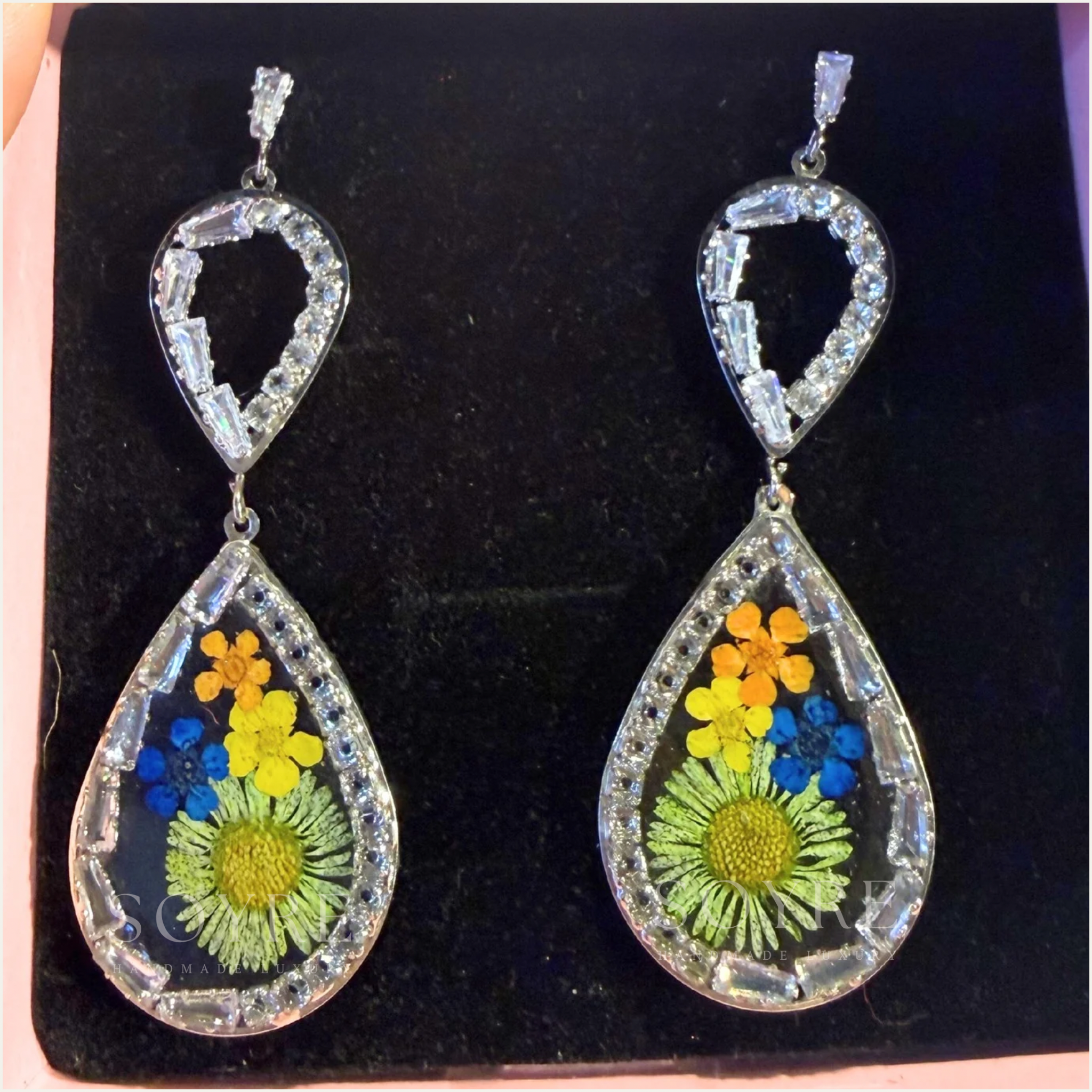 Starry Sparkle Earrings - Multi Color