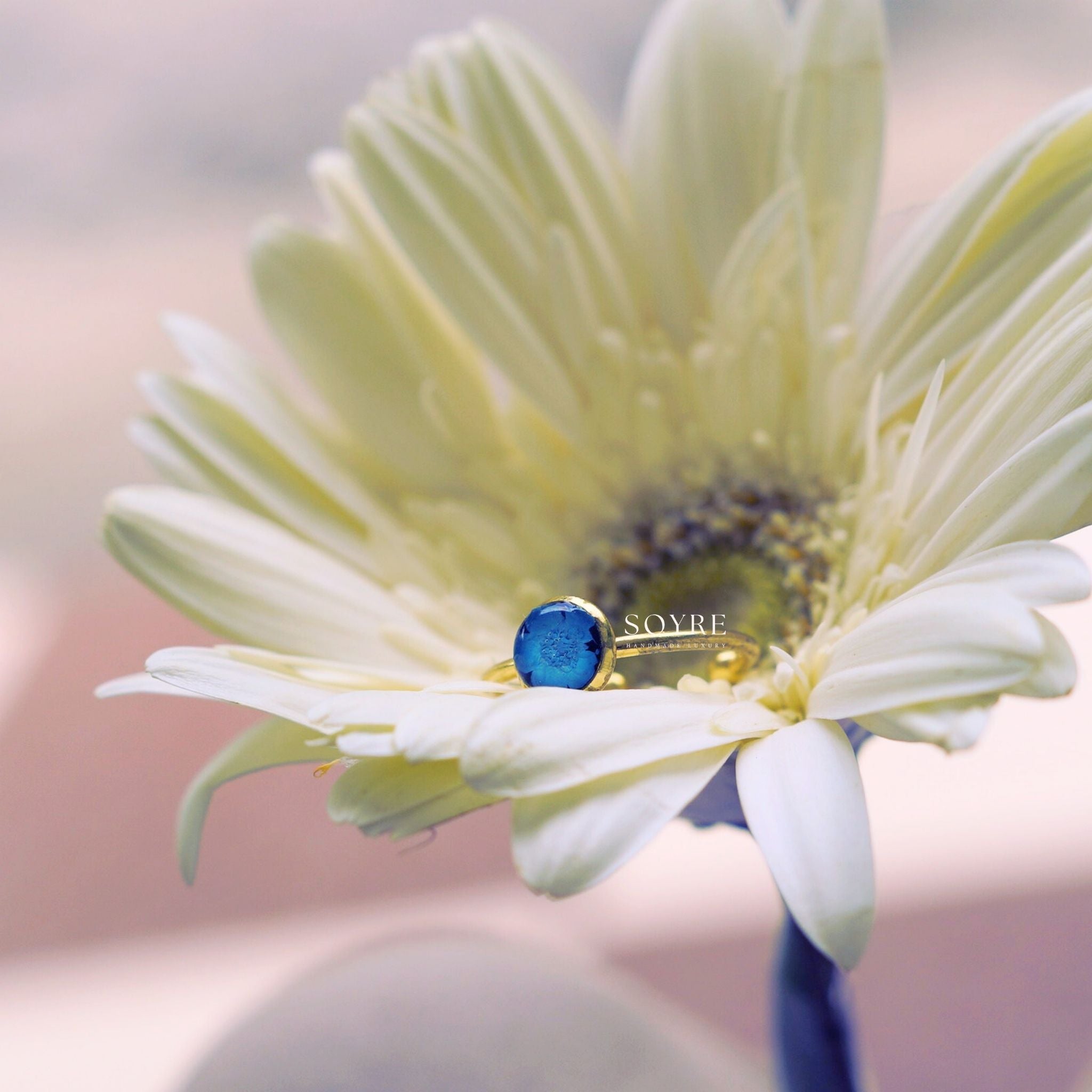 dainty rings made of real flowers