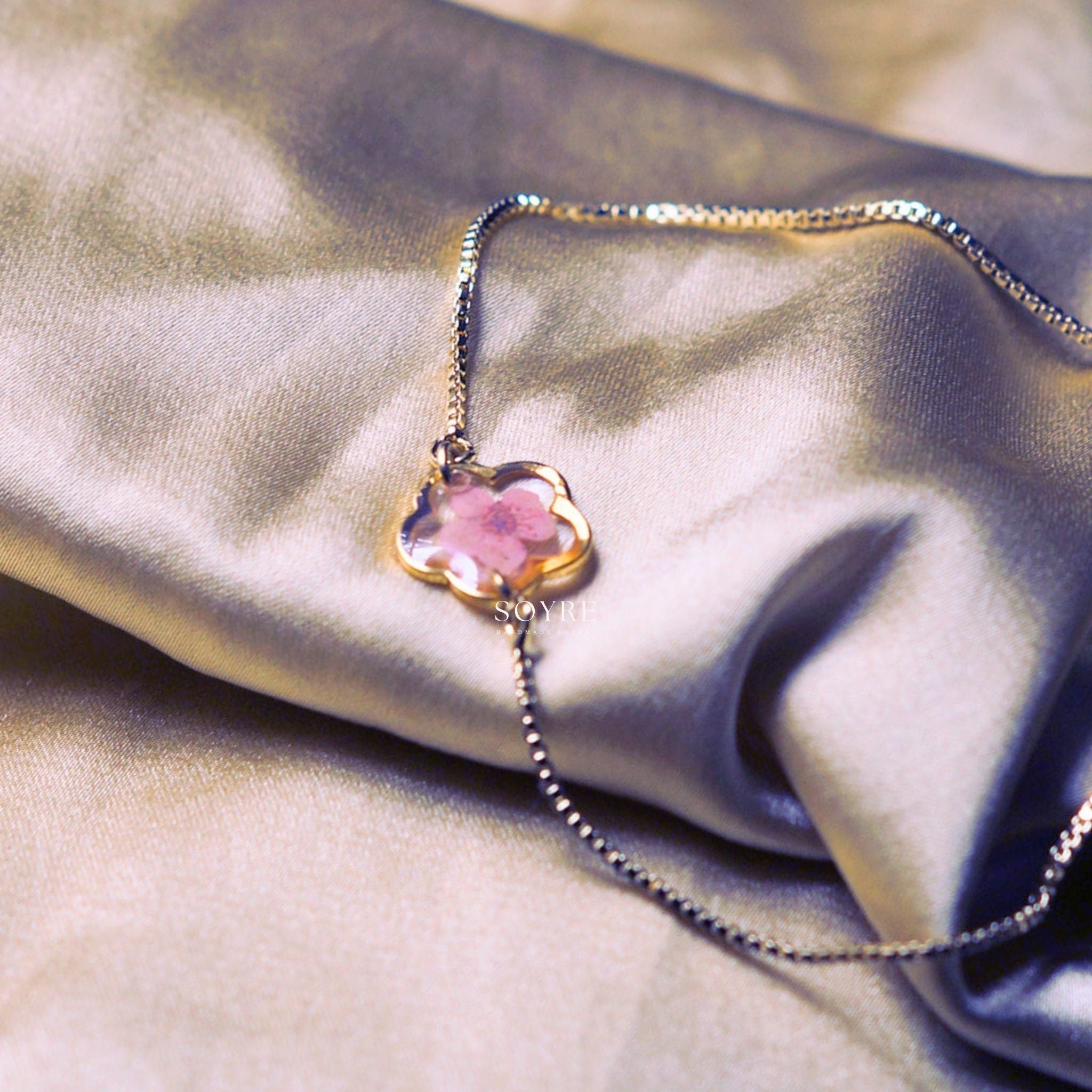 Handmade botanical bracelet made of real flowers