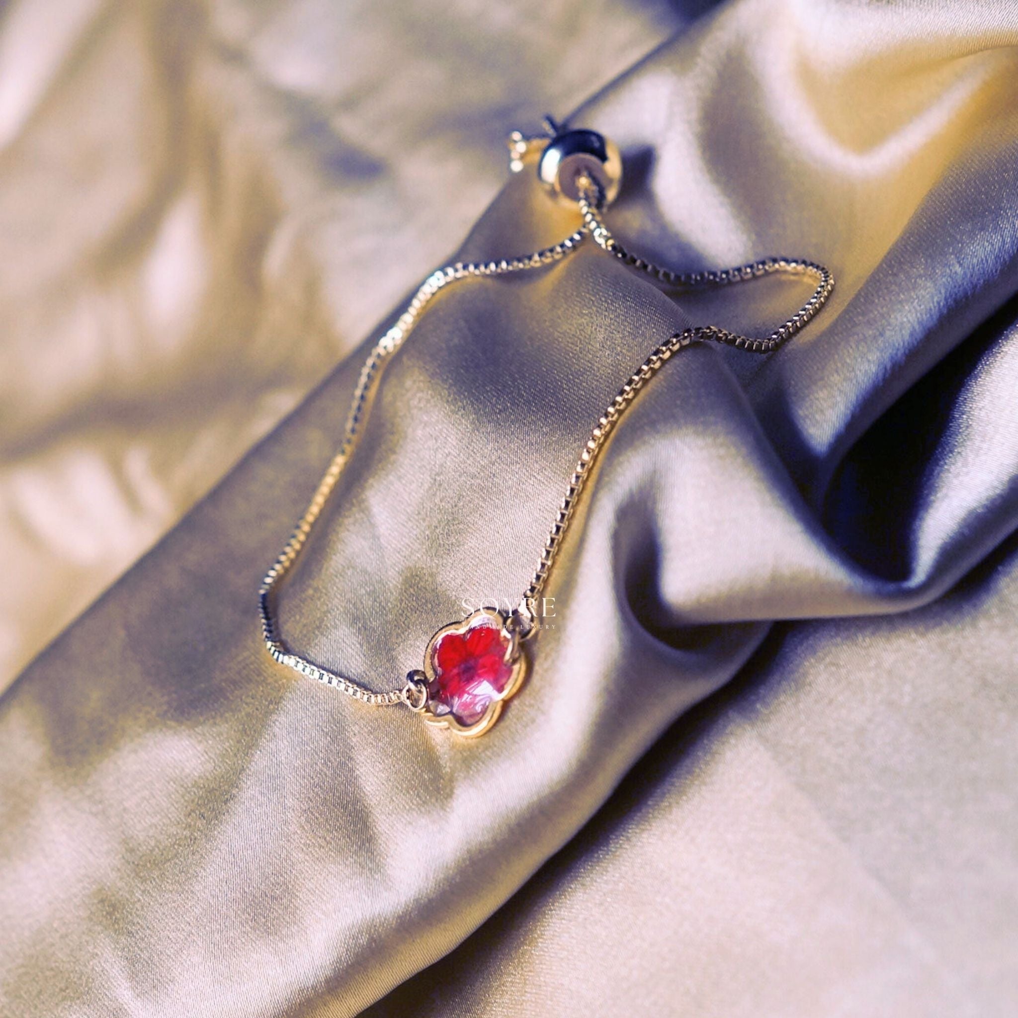 Handmade bracelet made of real flowers