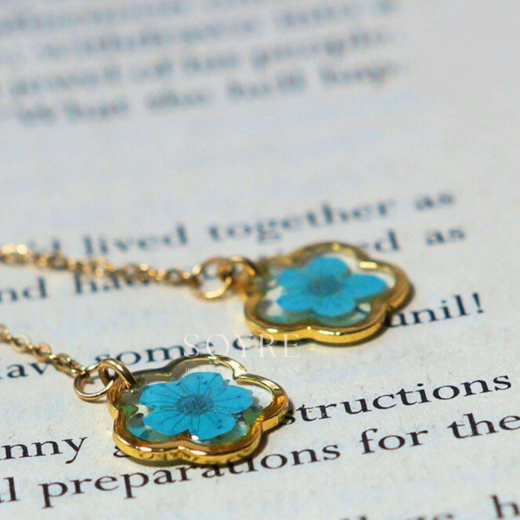 Handmade botanical earrings made of real flowers