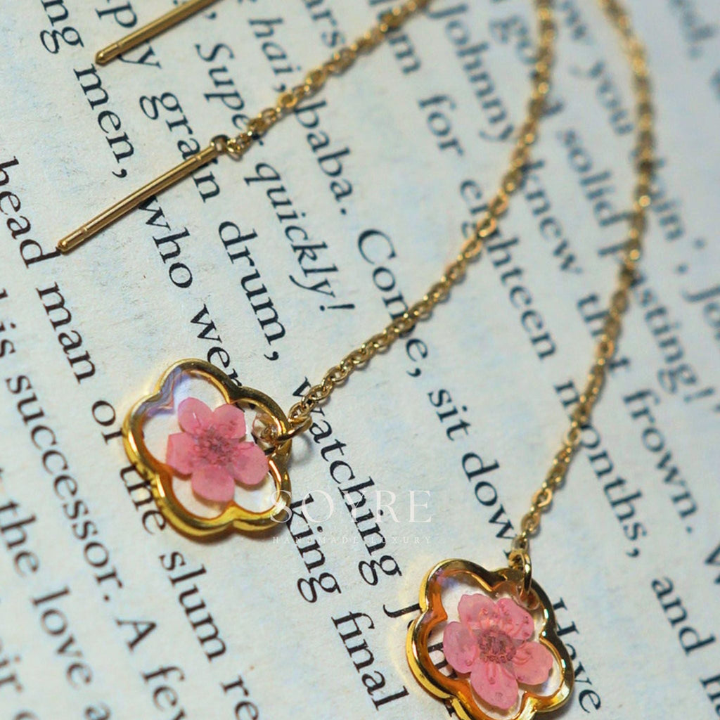 Handmade botanical earrings made of real flowers