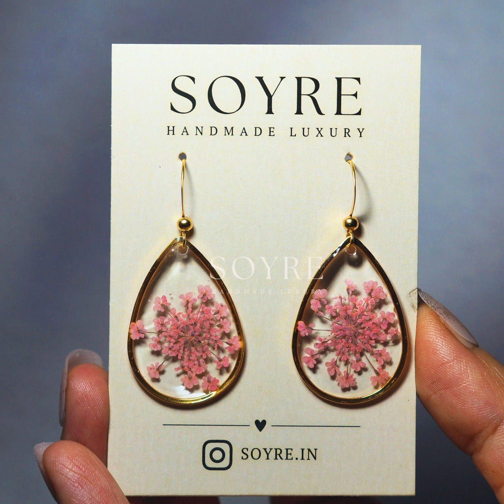 Handmade resin earrings made of real flowers
