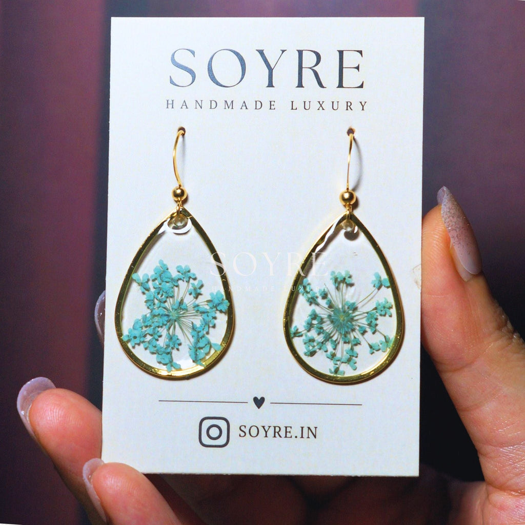 Handmade resin earrings made of real flowers