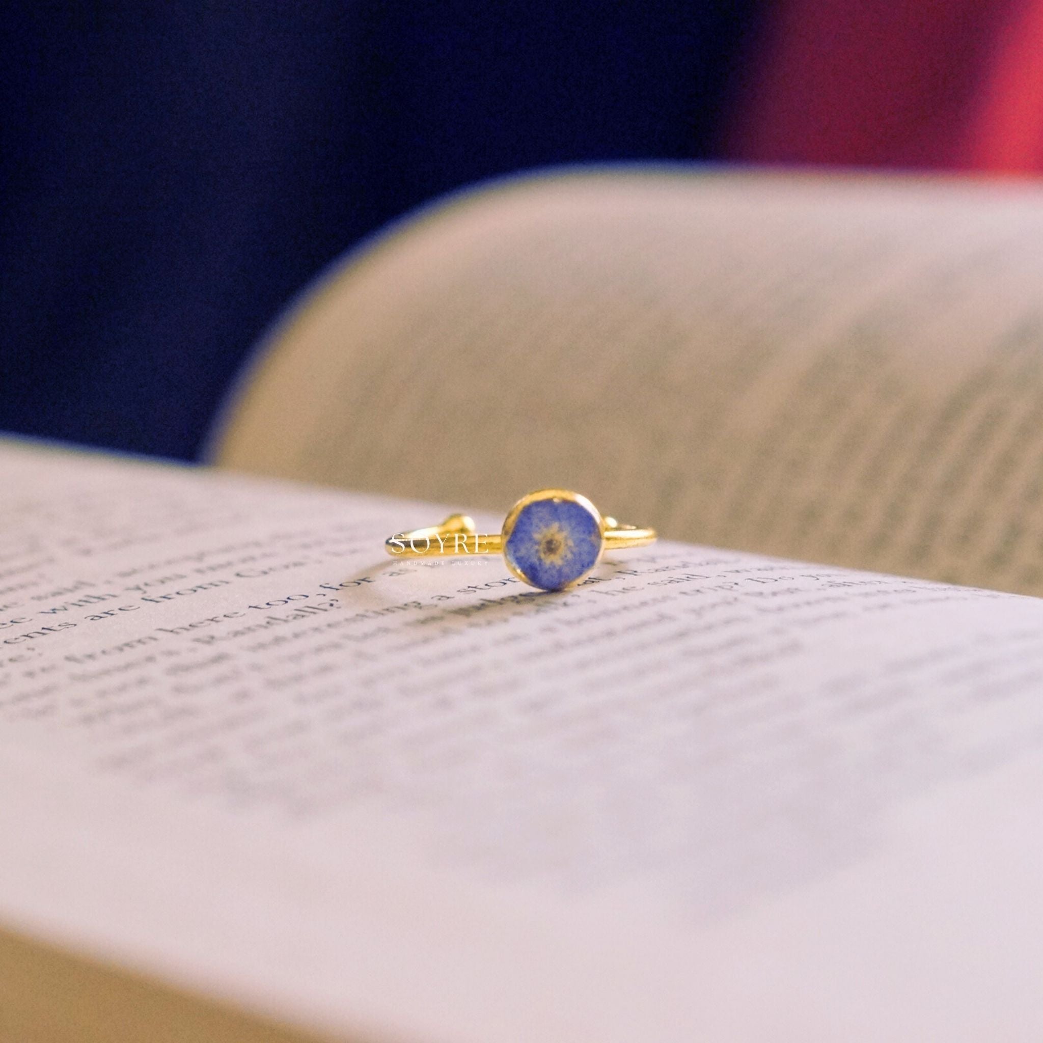 Handmade resin ring made of real flowers