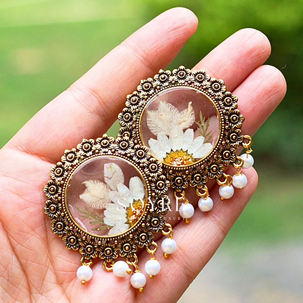 Handmade earrings made of real flowers