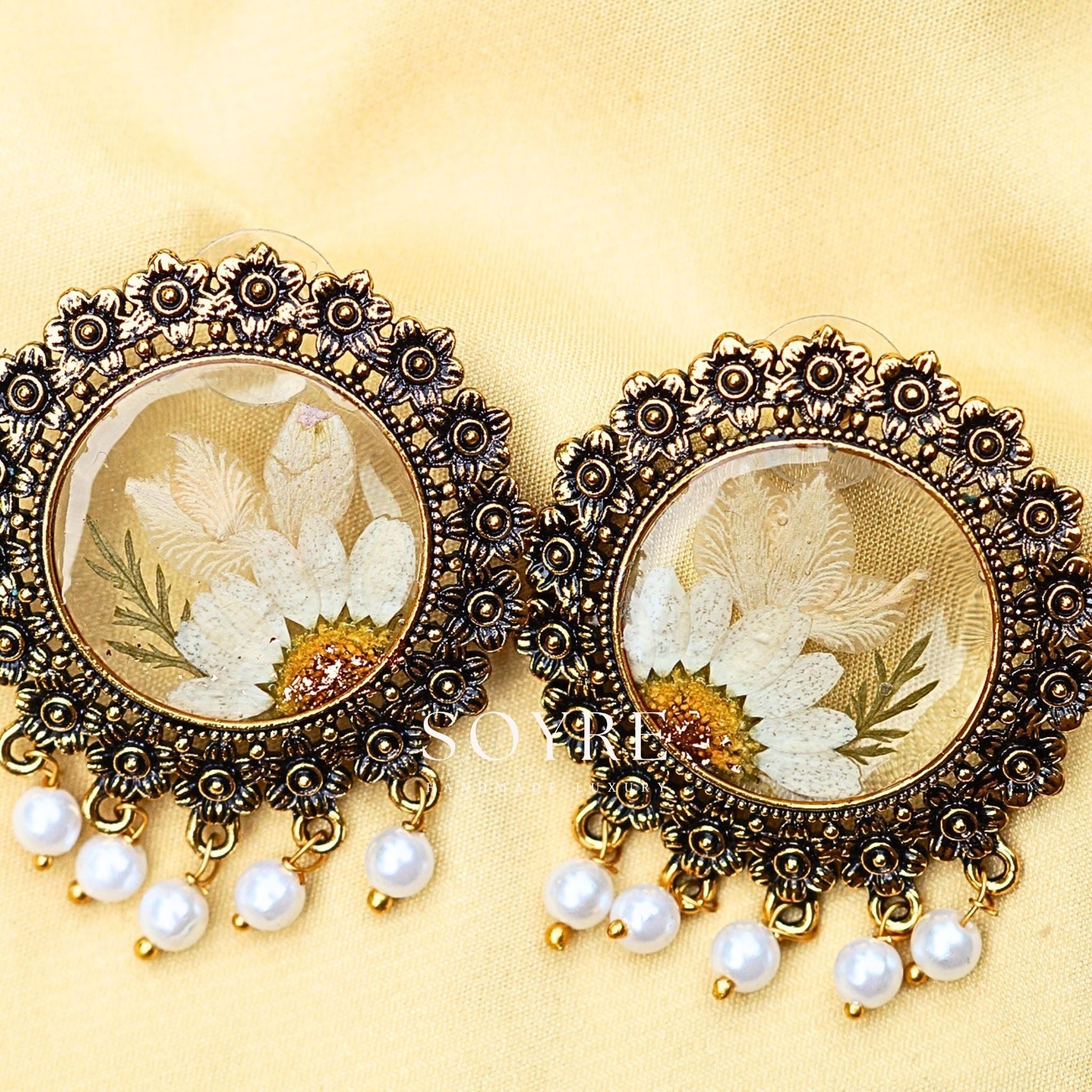 Earrings handmade with real flowers