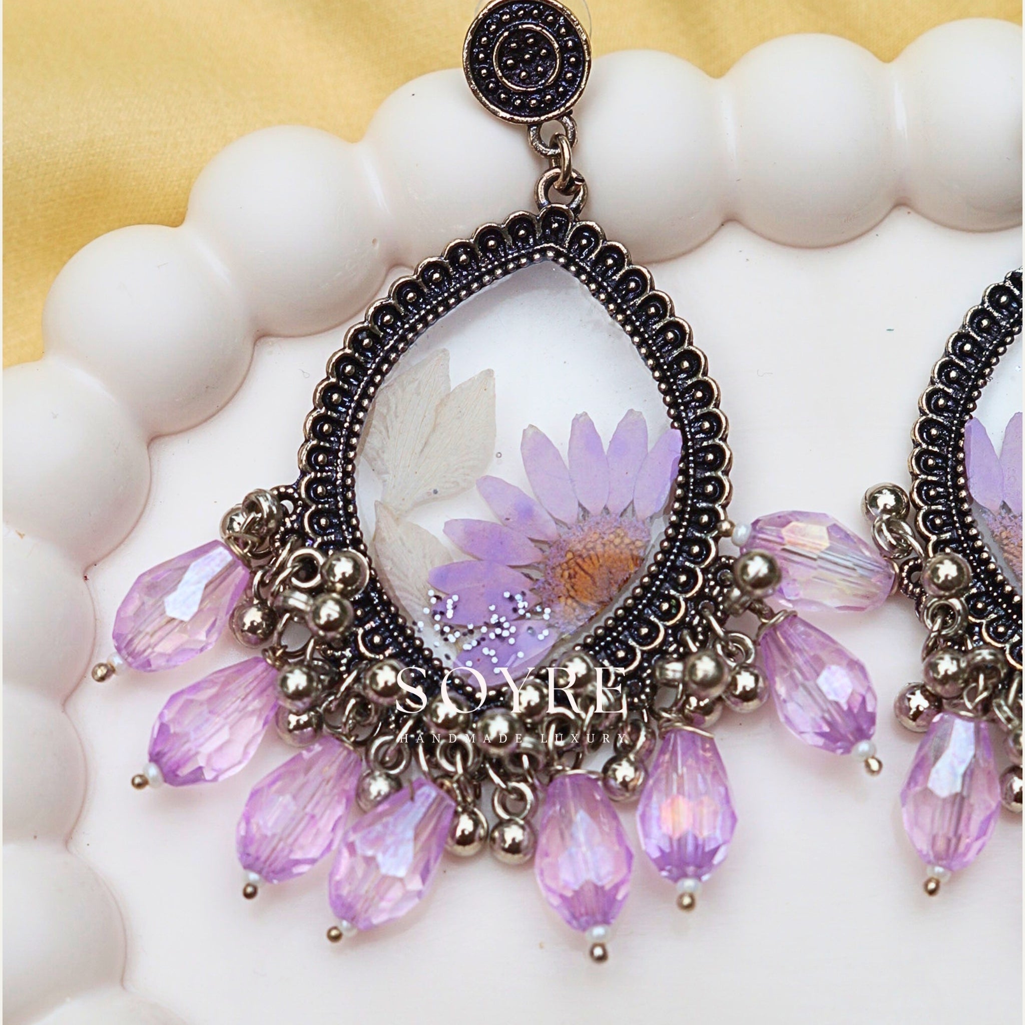 Handmade botanical earrings made of real flowers