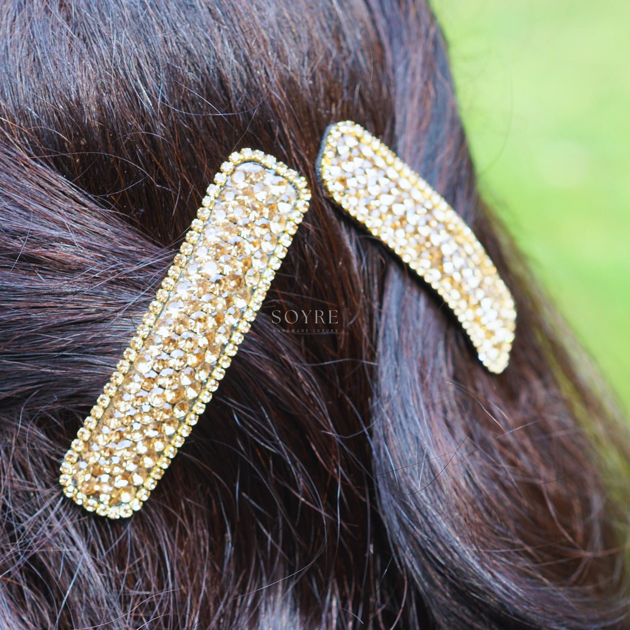 Noir Glow Hair Clip- Preview Image