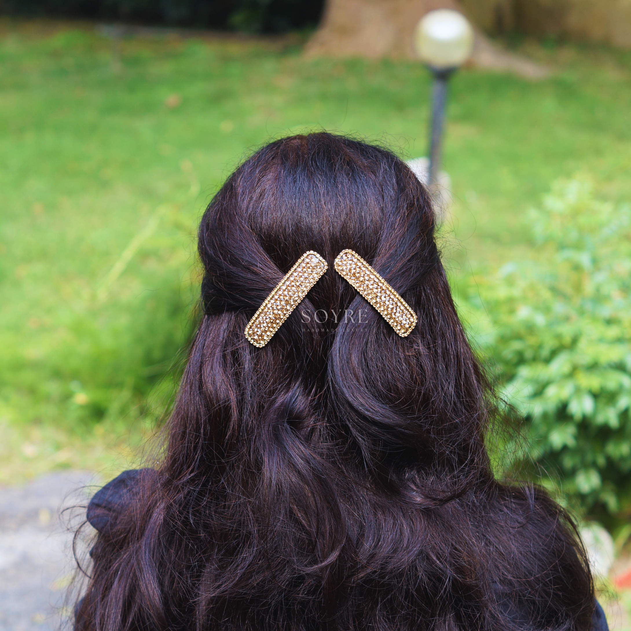 Noir Glow Hair Clip