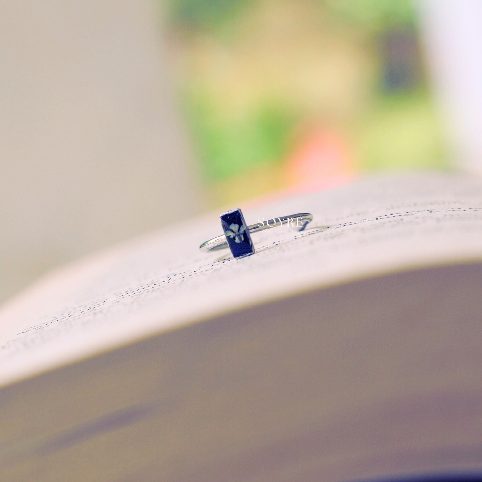 Handmade resin ring made of real flowers
